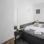 Two-bedroom In Cervar Porat Apartamento *