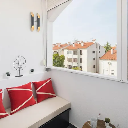 아파트 Two-bedroom In Cervar Porat *