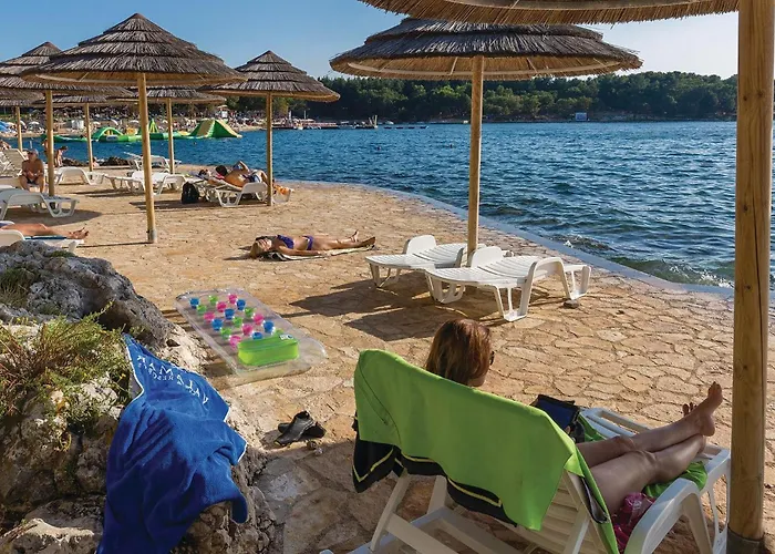 Apartment Two-bedroom In Cervar Porat Poreč