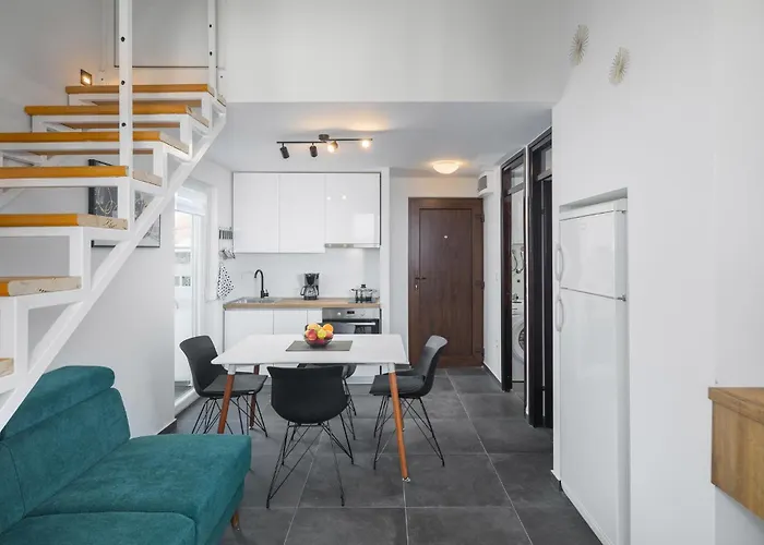 Two-bedroom In Cervar Porat Пореч